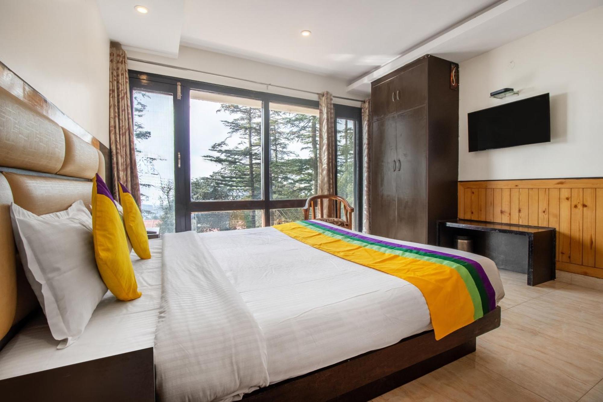 Itsy Hotels Avantika With Forest View Shimla Exterior photo