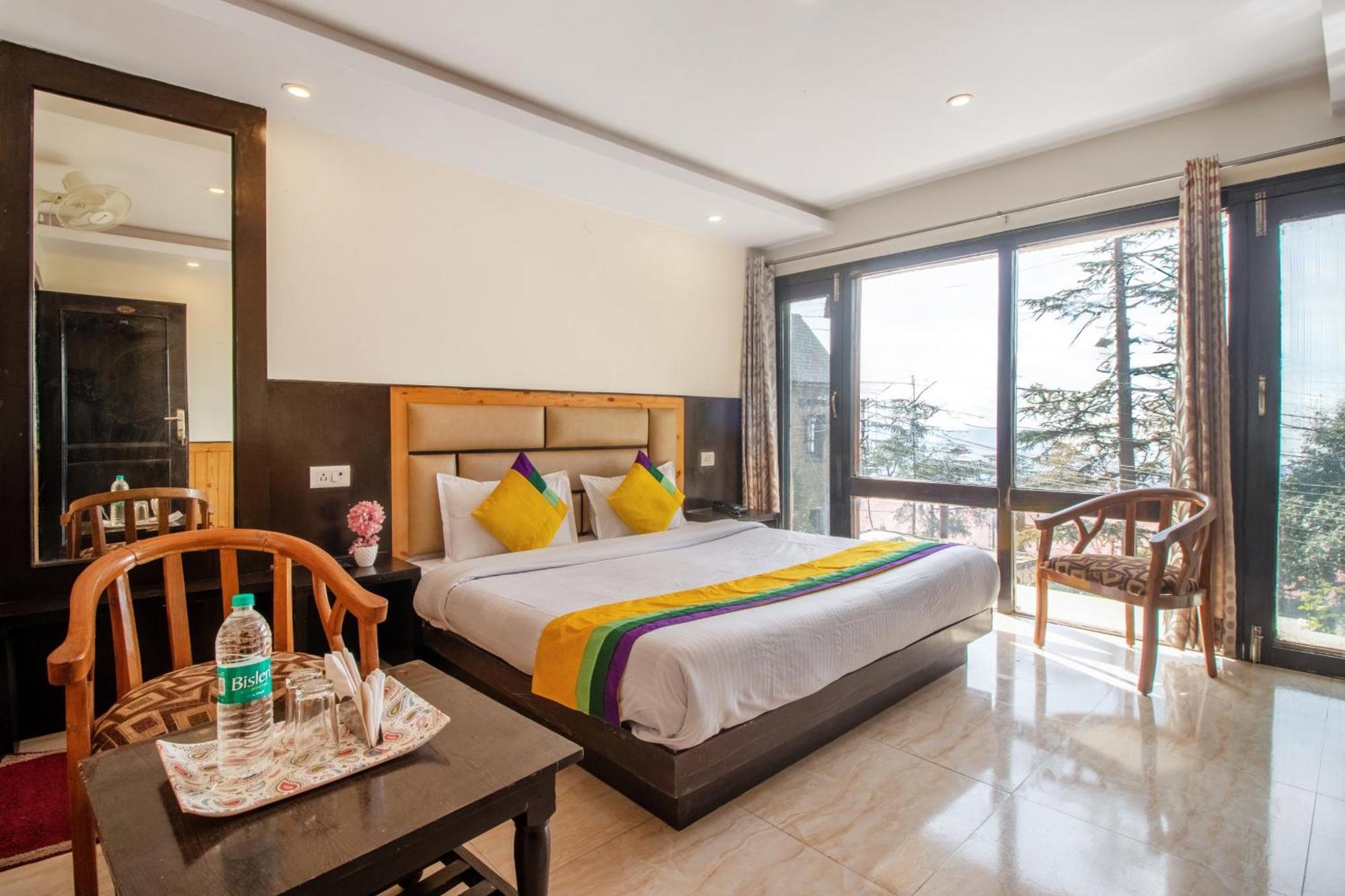 Itsy Hotels Avantika With Forest View Shimla Exterior photo