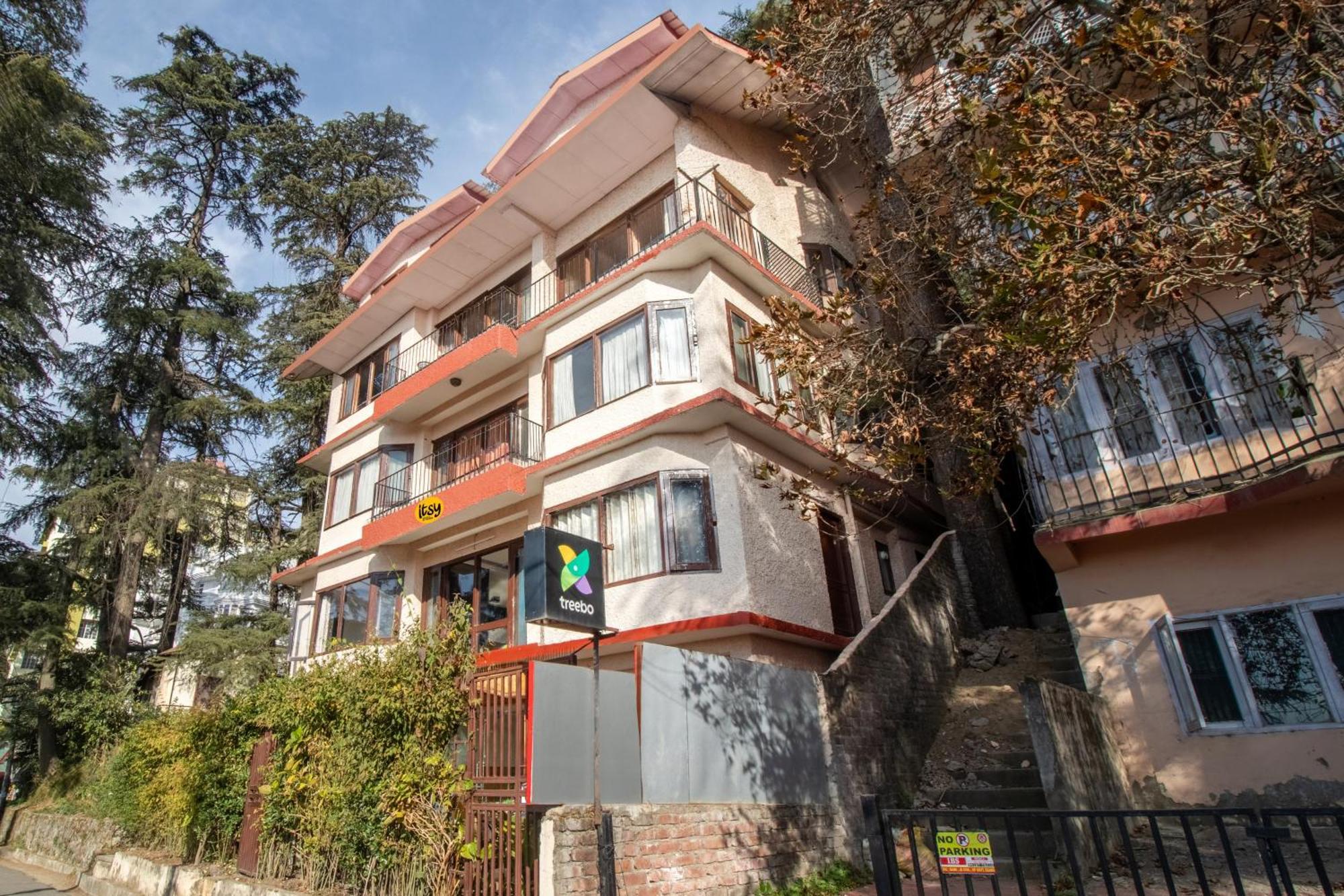 Itsy Hotels Avantika With Forest View Shimla Exterior photo